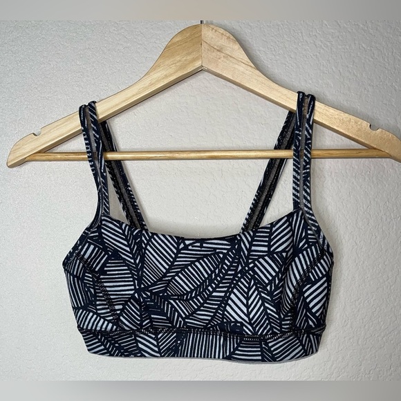 Lululemon Straight Up Sports Bra Banana Leaf White Black Size 4 - Picture 3 of 7